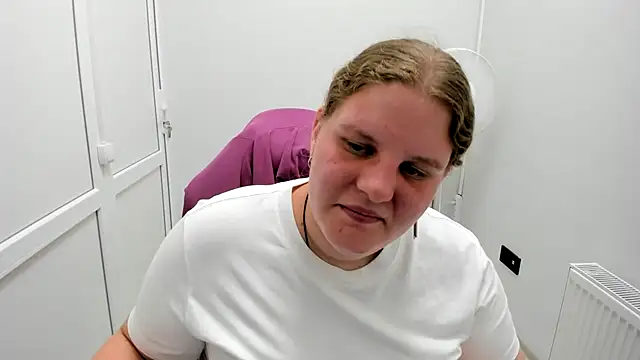 Bella shyy  online show from 07/06/26, 03:03