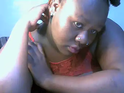 Snapshot of cumming-queen chatting on 07/12/26, 01:18 cumming-queen online show from 07/12/26, 01:18