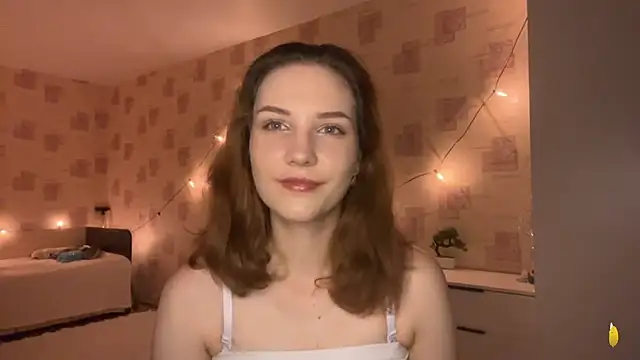 Snapshot of Megan_swiftss chatting on 05/23/26, 06:23 Megan swiftss online show from 05/23/26, 06:23