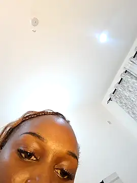 Snapshot of ebony_ghoddes chatting on 05/29/26, 02:48 ebony ghoddes online show from 05/29/26, 02:48