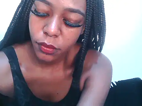 Snapshot of secxy-Petite chatting on 05/28/26, 09:23 secxy-Petite online show from 05/28/26, 09:23