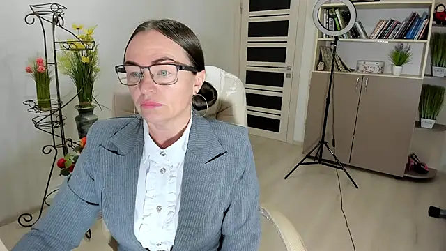 Snapshot of Vika73 chatting on 12/18/25, 06:08 Vika73 online show from 12/18/25, 06:08