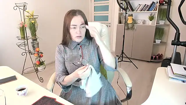 Snapshot of Vika73 chatting on 02/03/26, 06:40 Vika73 online show from 02/03/26, 06:40