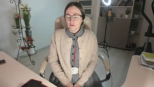 Snapshot of Vika73 chatting on 02/04/26, 06:08 Vika73 online show from 02/04/26, 06:08