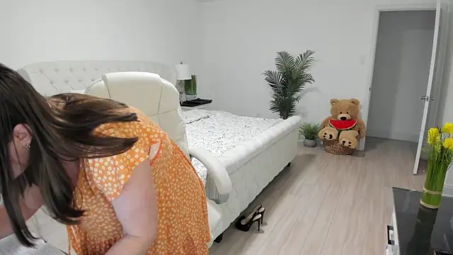 Snapshot of Vika73 chatting on 02/28/26, 12:28 Vika73 online show from 02/28/26, 12:28