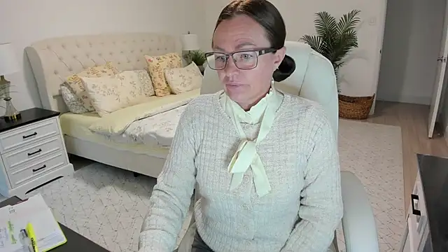Vika73 online show from 05/20/26, 11:16
