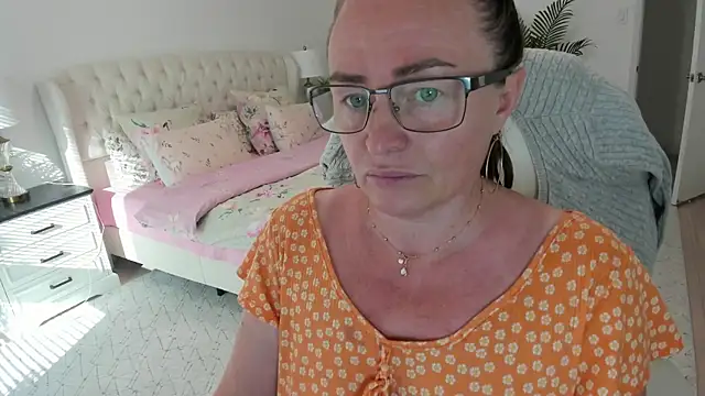 Vika73 online show from 07/04/26, 10:05