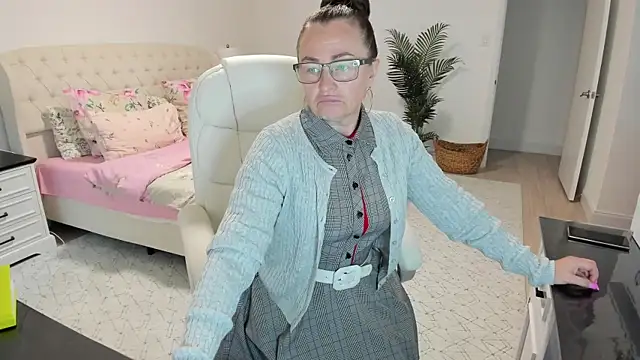 Vika73 online show from 07/08/26, 11:26