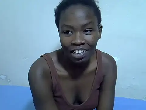 Snapshot of spicy_kittie chatting on 07/30/26, 01:21 spicy kittie online show from 07/30/26, 01:21