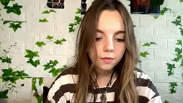 LisaPorse online show from 05/21/26, 02:13