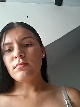 Snapshot of Yeras_ chatting on 05/29/26, 06:17 Yeras online show from 05/29/26, 06:17