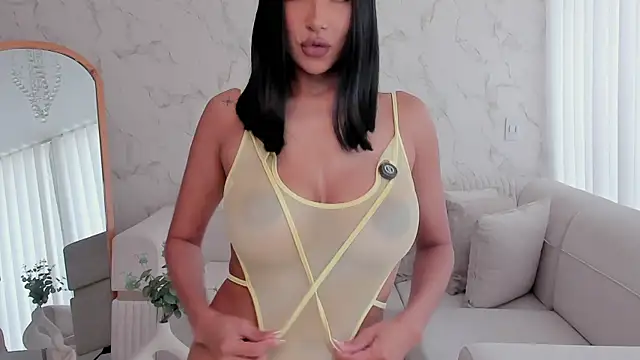 Anny Honeey online show from 06/23/26, 02:15