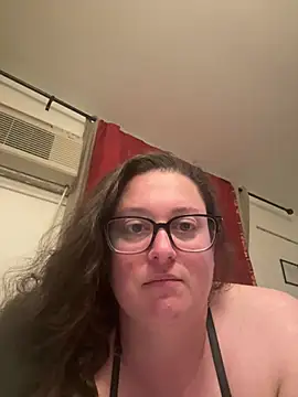 Snapshot of thickems0093 chatting on 05/20/26, 01:23 thickems0093 online show from 05/20/26, 01:23