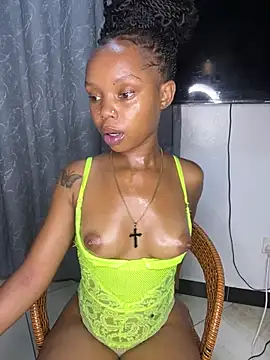 Snapshot of sexyie_caramel chatting on 07/01/26, 02:40 sexyie caramel online show from 07/01/26, 02:40