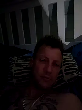 Snapshot of swissguy007 chatting on 05/31/26, 12:19 swissguy007 online show from 05/31/26, 12:19