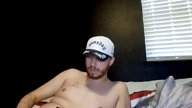Snapshot of Tallhungcloudyyy chatting on 06/18/26, 10:58 Tallhungcloudyyy online show from 06/18/26, 10:58
