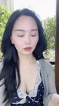 Snapshot of lylxili chatting on 06/29/26, 04:41 lylxili online show from 06/29/26, 04:41
