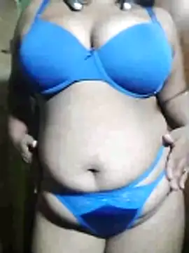 Bustylady90 online show from 06/30/26, 07:37