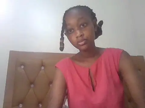 Snapshot of slim_baby031 chatting on 06/22/26, 11:46 slim baby031 online show from 06/22/26, 11:46