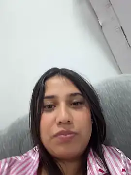 Snapshot of Emily_Xxxxxx chatting on 06/15/26, 08:44 Emily Xxxxxx online show from 06/15/26, 08:44
