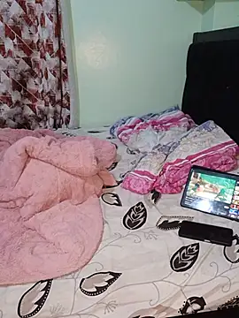 Snapshot of thickiana4 chatting on 06/11/26, 09:46 thickiana4 online show from 06/11/26, 09:46