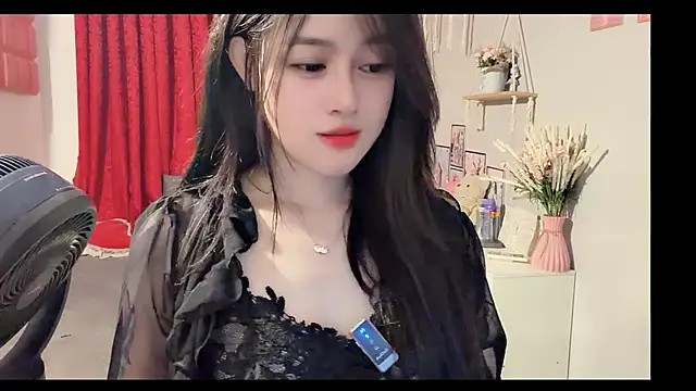 Bee-Cherry online show from 06/29/26, 10:15