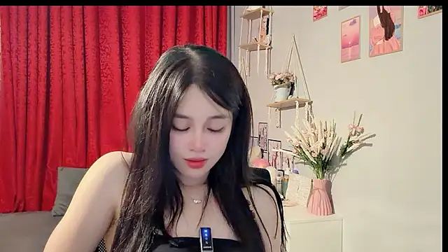 Bee-Cherry online show from 07/07/26, 05:54