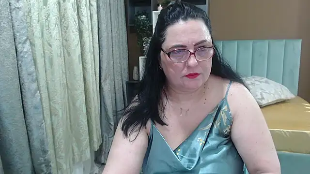 ValerieSmithsx online show from 05/23/26, 05:45