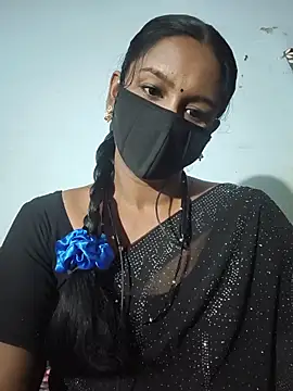 Snapshot of madhushree143 chatting on 06/16/26, 04:48 madhushree143 online show from 06/16/26, 04:48