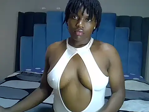 Snapshot of melanin_moon chatting on 06/02/26, 01:13 melanin moon online show from 06/02/26, 01:13