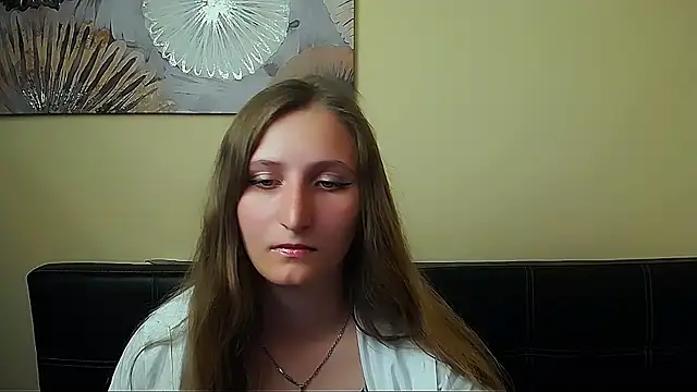 Snapshot of Jenny_smille_ chatting on 06/24/26, 06:01 Jenny smille online show from 06/24/26, 06:01