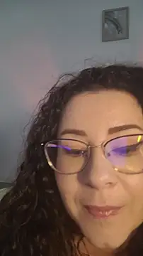 Snapshot of Elissa_Floyd__ chatting on 06/28/26, 04:35 Elissa Floyd online show from 06/28/26, 04:35