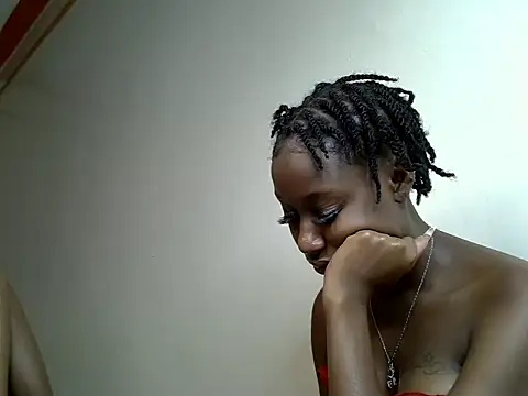 Snapshot of Pretty_kitty48 chatting on 05/26/26, 01:23 Pretty kitty48 online show from 05/26/26, 01:23