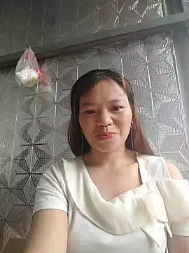Snapshot of lya_sexyy chatting on 06/05/26, 10:37 lya sexyy online show from 06/05/26, 10:37