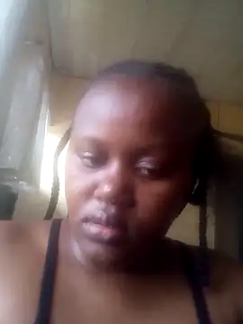 Snapshot of Becckie chatting on 05/18/26, 01:39 Becckie online show from 05/18/26, 01:39