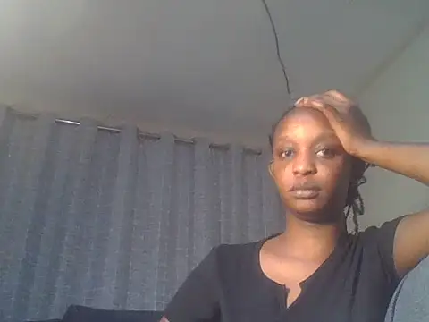 Snapshot of prettyslyy254 chatting on 06/03/26, 06:13 prettyslyy254 online show from 06/03/26, 06:13