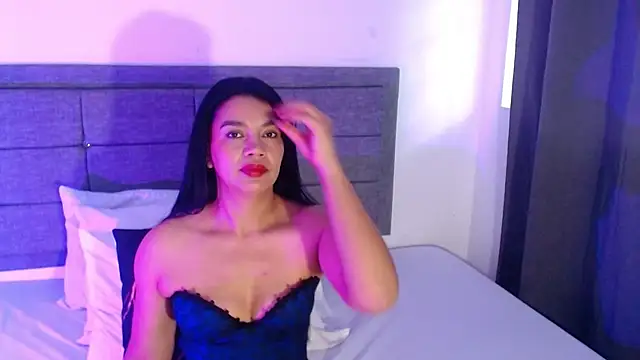 Emily milfF online show from 07/14/26, 11:49