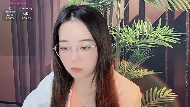 77-Vicky online show from 05/25/26, 06:52