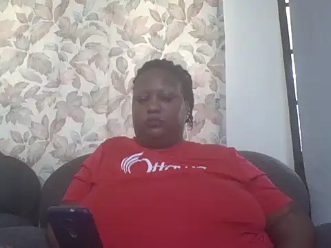 Snapshot of fat_ebonyqueen chatting on 06/27/26, 12:22 fat ebonyqueen online show from 06/27/26, 12:22
