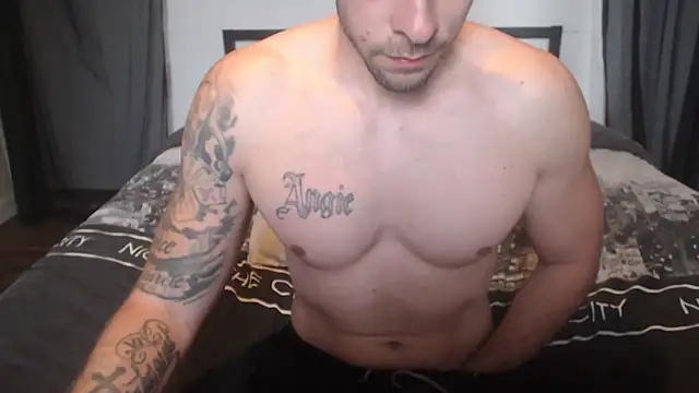 Snapshot of DevilFitness chatting on 05/19/26, 07:15 DevilFitness online show from 05/19/26, 07:15