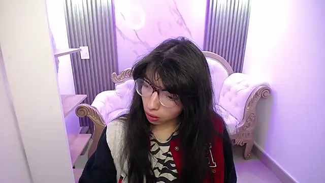 Allyshon  online show from 06/04/26, 07:53
