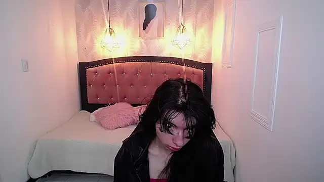 Snapshot of Allyshon_ chatting on 07/24/26, 08:18 Allyshon online show from 07/24/26, 08:18