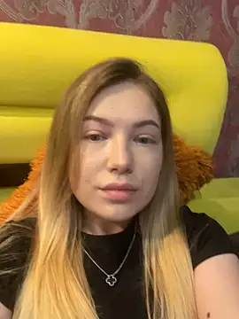 Snapshot of Adelin_aa chatting on 05/19/26, 05:08 Adelin aa online show from 05/19/26, 05:08