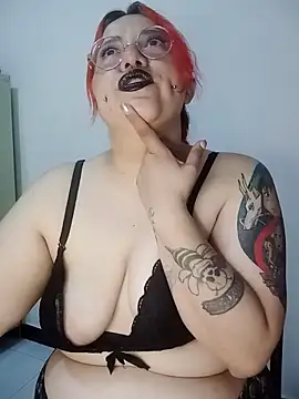 Snapshot of bruja_sscarlata chatting on 05/30/26, 12:41 bruja sscarlata online show from 05/30/26, 12:41