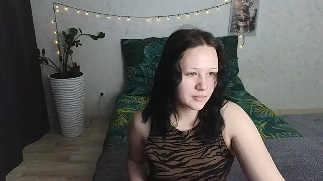 Snapshot of Tori_cute chatting on 06/10/26, 02:45 Tori cute online show from 06/10/26, 02:45