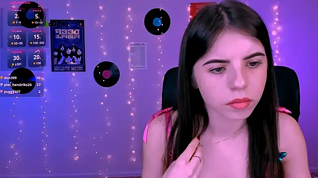Snapshot of lyra_desire chatting on 05/28/26, 10:34 lyra desire online show from 05/28/26, 10:34