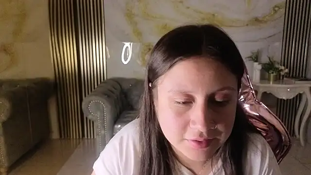 Snapshot of LyraFrost_s chatting on 05/29/26, 03:15 LyraFrost s online show from 05/29/26, 03:15
