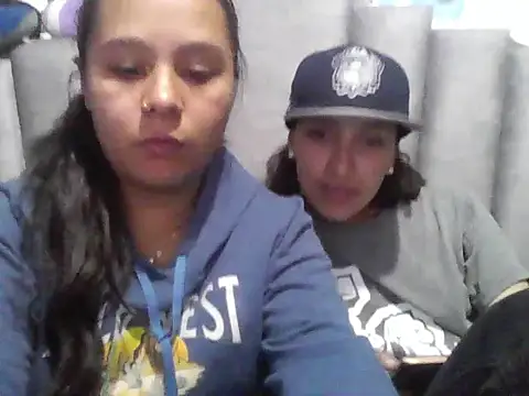 Snapshot of Amber_rose17 chatting on 05/26/26, 12:17 Amber rose17 online show from 05/26/26, 12:17