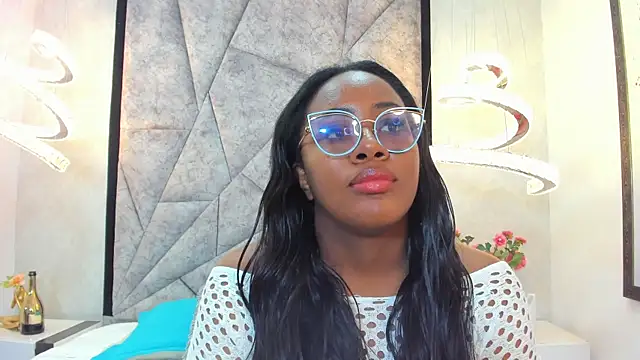 Snapshot of ZoeBrowns chatting on 07/08/26, 12:31 ZoeBrowns online show from 07/08/26, 12:31
