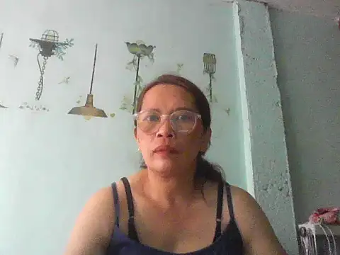 momshe2026 online show from 06/05/26, 07:14